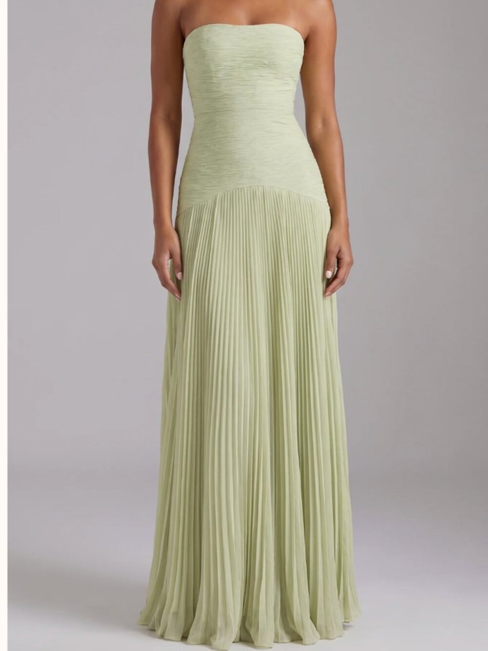 Evi Maxi Dress in Sage Green from Amari The Label - Size S
